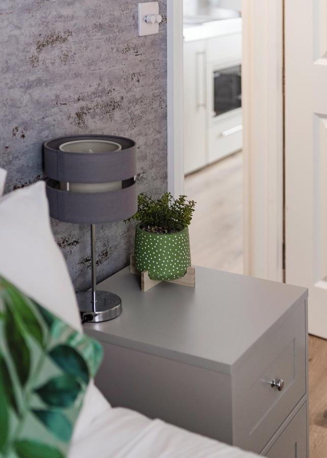 Modern Studio Apartments Londres Exterior foto