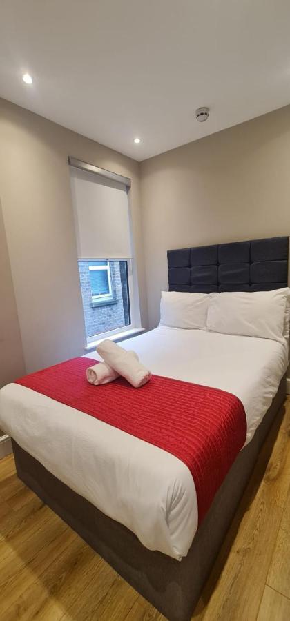 Modern Studio Apartments Londres Exterior foto